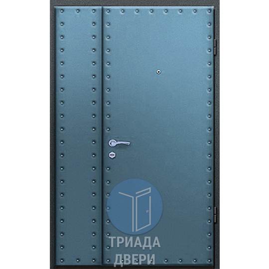 металлическая дверь с боковой вставкой с отделкой из винилискожи