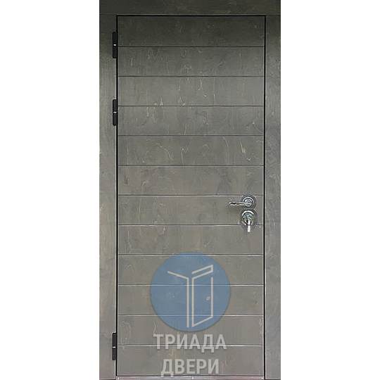недорогая одностворчатая дверь с тремя петлями для дачи