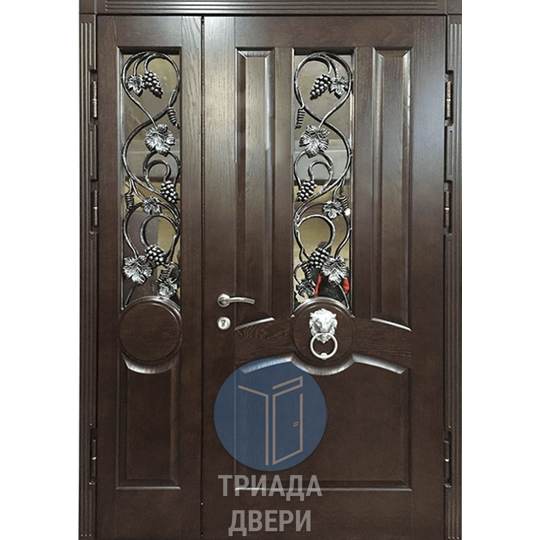 двустворчатая дверь с мдф и ковкой поверх стекла