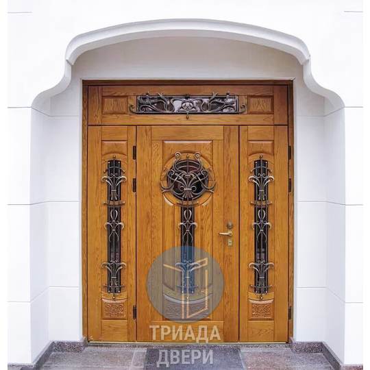 трехстворчатая дверь с ковкой поверх стекла - фото 1