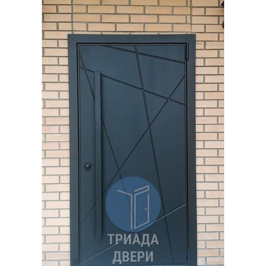 наружная стальная дверь с отделкой мдф для загородного дома - фото 1